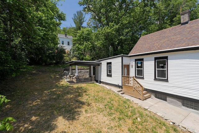 exterior space featuring a lawn