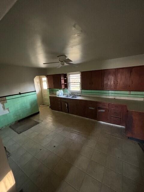 4370 Oliver Rd, Independence, KY 41051 - kitchen featuring a ceiling fan and a sink