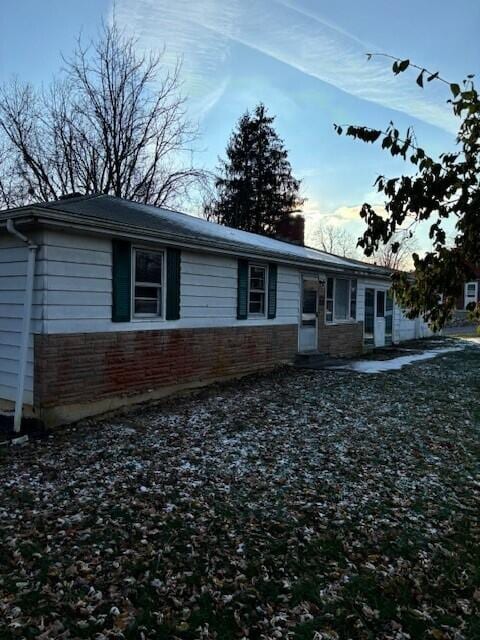 4370 Oliver Rd, Independence, KY 41051 - ranch-style home with brick siding and a chimney