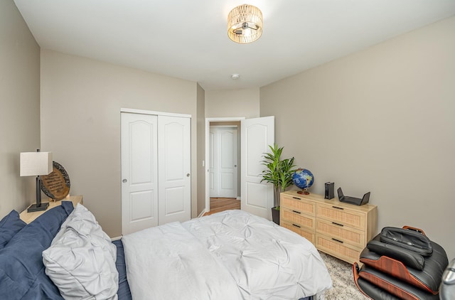 bedroom featuring a closet