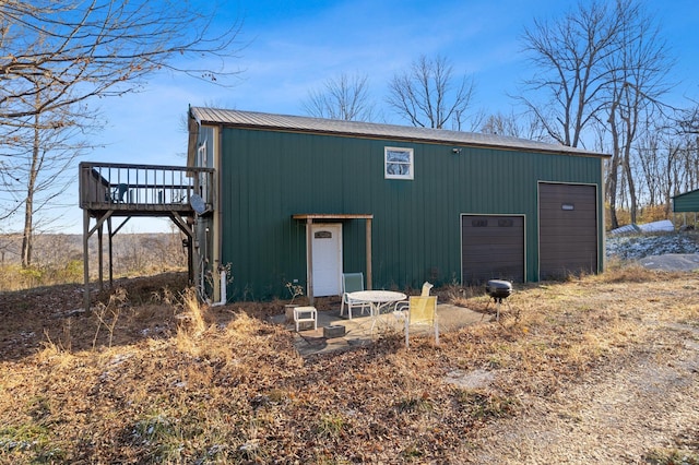 view of outdoor structure