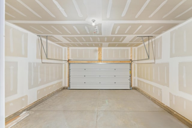 2516 Winners Post Way, Burlington, KY 41005 - view of garage