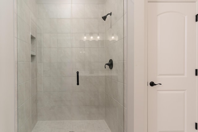 3850 Sherbourne Dr, Independence, KY 41051 - full bath featuring a shower stall