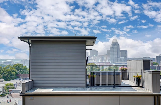 exterior space featuring a balcony