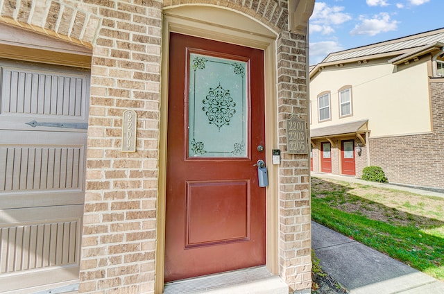 view of property entrance