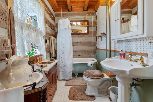 full bathroom with toilet