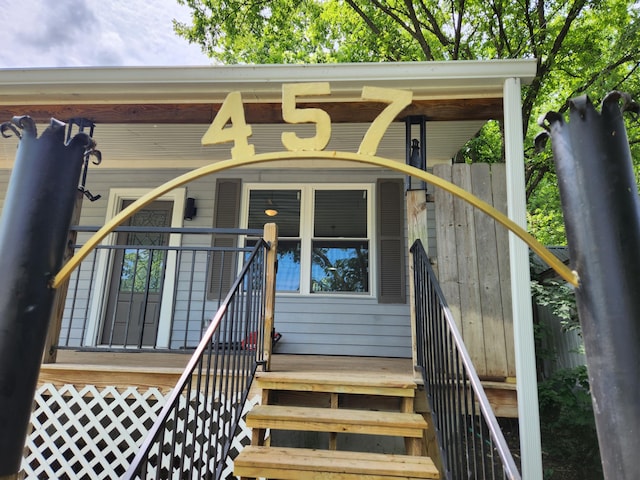 view of property entrance