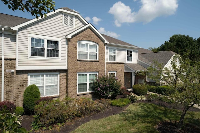 104 N Watchtower Dr Unit 103, Wilder, KY 41076 - photo 1