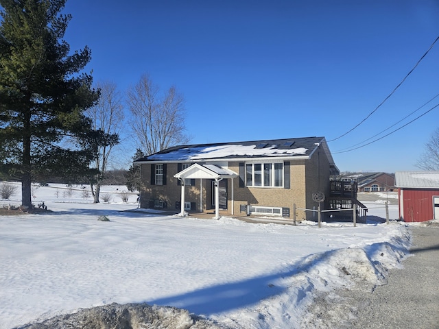 view of front of property