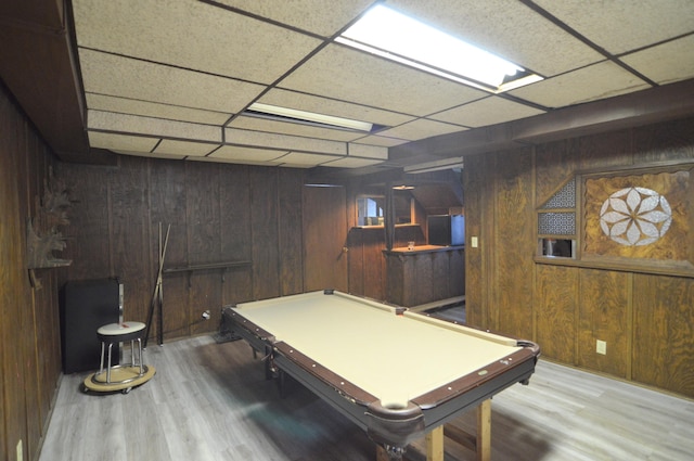 332 Swan Cir, Elsmere, KY 41018 - playroom featuring light wood-type flooring, wooden walls, billiards, and a paneled ceiling