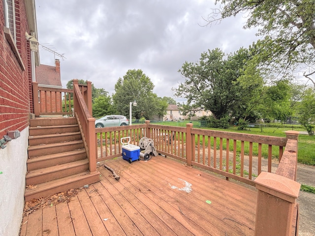 332 Swan Cir, Elsmere, KY 41018 - view of deck