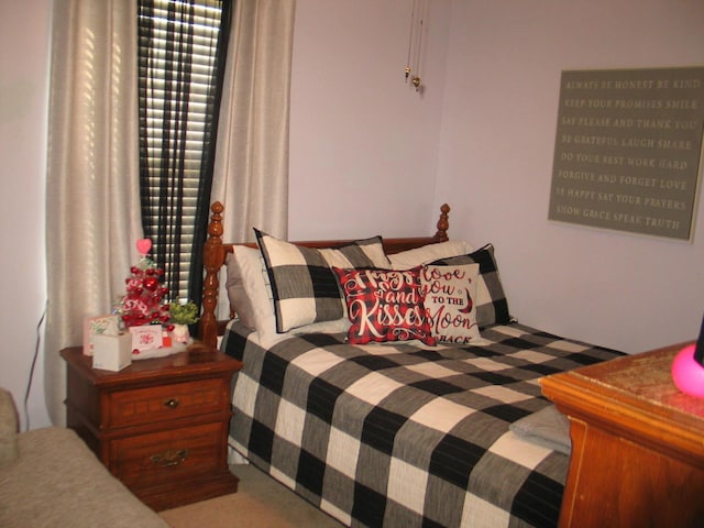 bedroom with carpet flooring