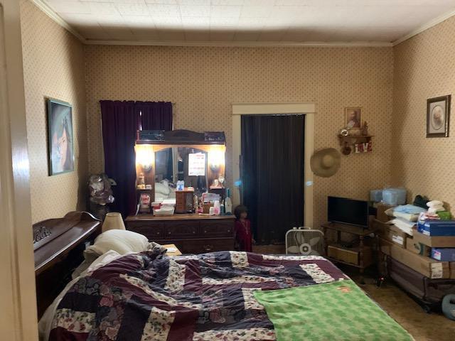 336 Roland Ave, Owenton, KY 40359 - bedroom featuring wallpapered walls and crown molding