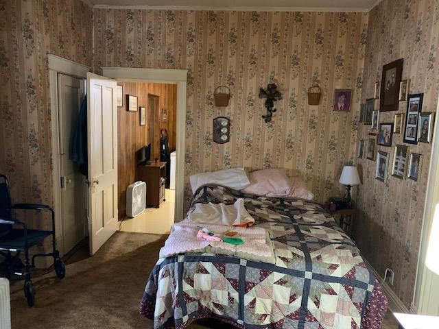 336 Roland Ave, Owenton, KY 40359 - carpeted bedroom featuring wallpapered walls