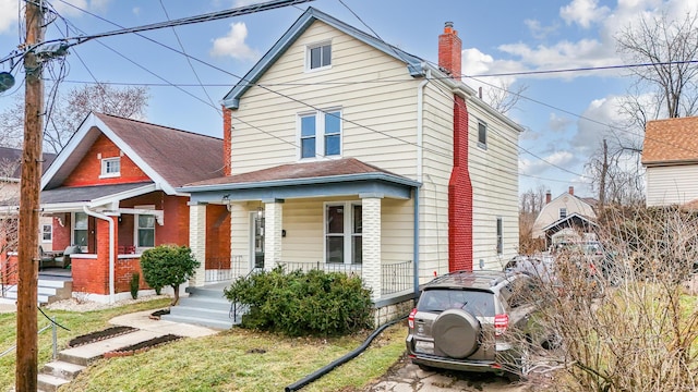 view of front of property featuring a porch