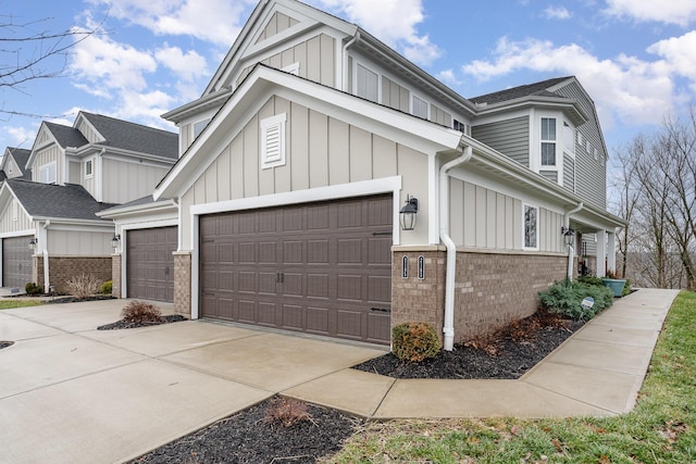 view of side of property featuring a garage