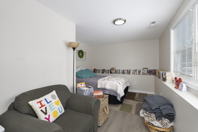 3408 Cowie Ave, Erlanger, KY 41018 - bedroom featuring light hardwood / wood-style flooring