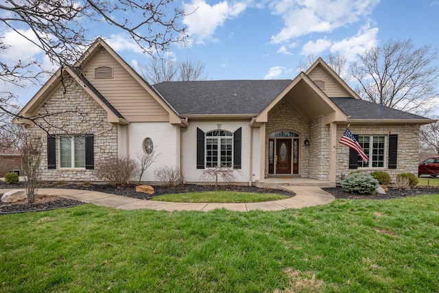 view of front of property with a front lawn