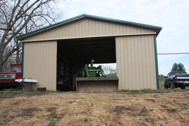 9520 E Bend Rd, Burlington, KY 41005 - view of pole building