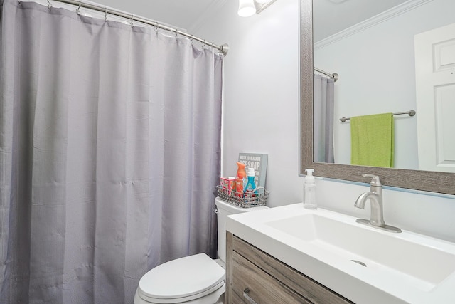 bathroom featuring toilet, a shower with curtain, ornamental molding, and vanity