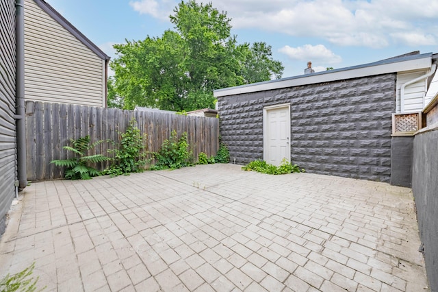 639 Watkins St, Covington, KY 41011 - view of patio