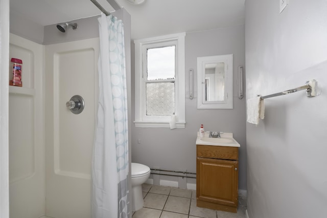 full bath with tile patterned floors, toilet, vanity, and a shower with curtain