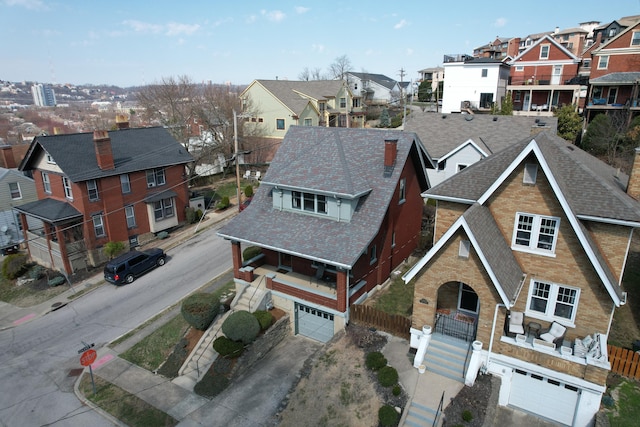 birds eye view of property featuring a residential view