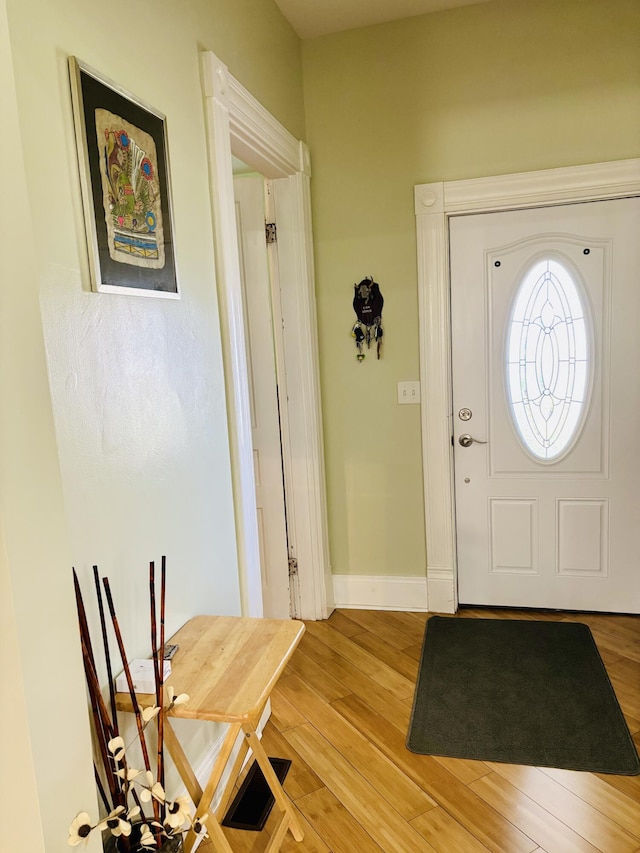 98 S Main St, Dry Ridge, KY 41035 - entryway featuring light wood finished floors and baseboards