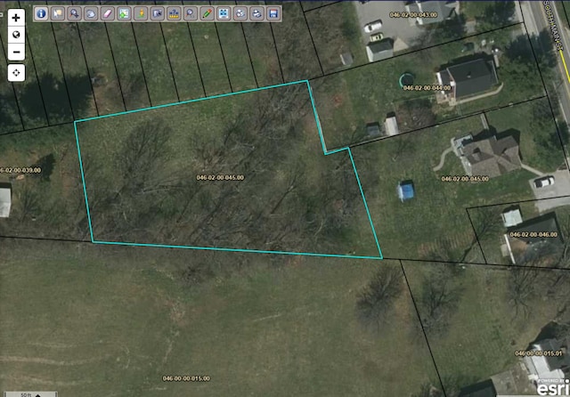 98 S Main St, Dry Ridge, KY 41035 - map location