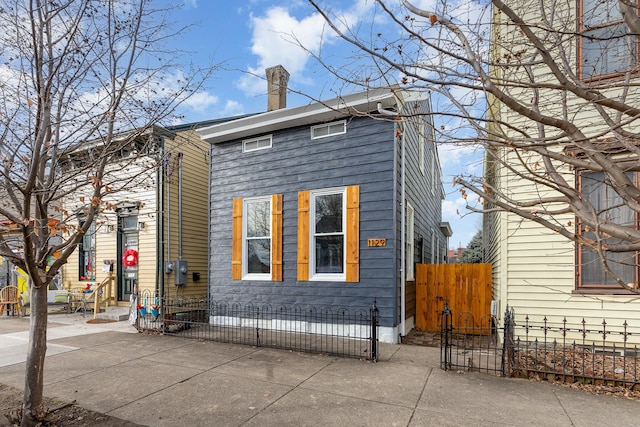 1129 Holman St, Covington, KY 41011 - photo 2