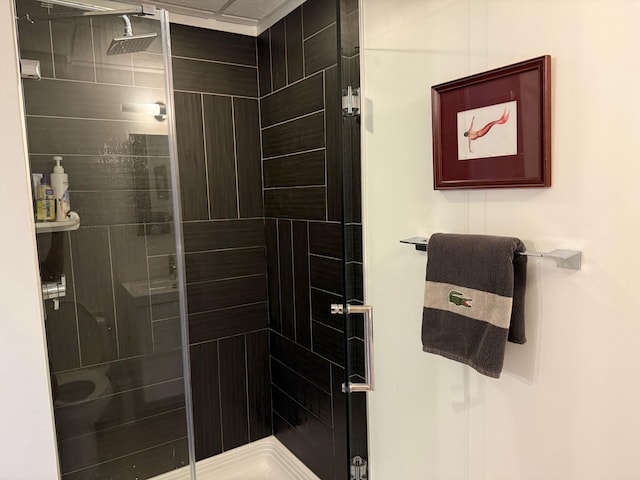540 Summer Dr, Williamstown, KY 41097 - bathroom featuring a stall shower