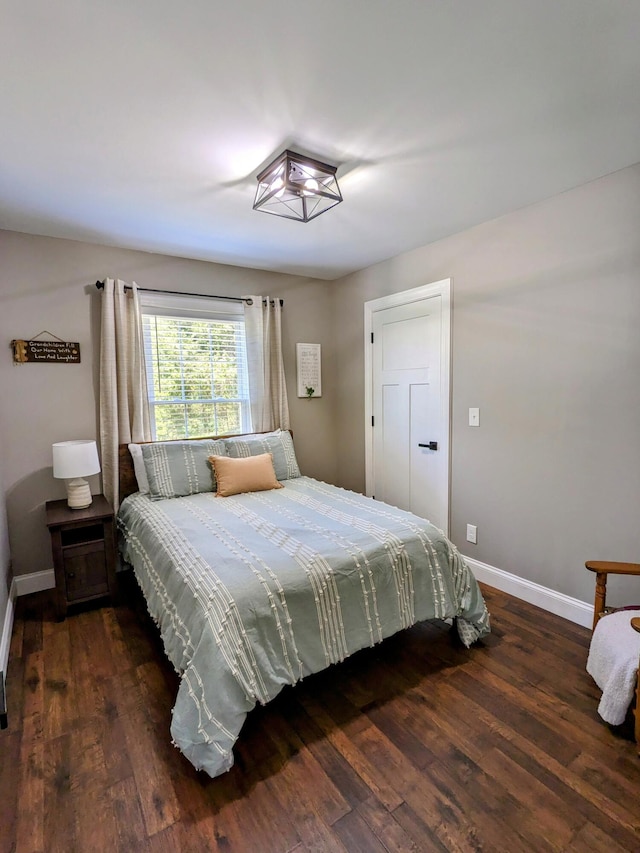 4400 Chipman Ridge Rd, Williamstown, KY 41097 - bedroom featuring baseboards and wood finished floors
