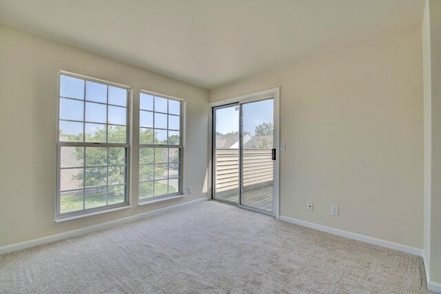 7370 Centrecrest Ln Unit E, Florence, KY 41042 - carpeted empty room with baseboards