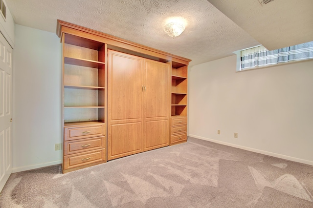 2141 Tantallon Dr, Fort Mitchell, KY 41017 - unfurnished bedroom featuring baseboards, carpet flooring, and a textured ceiling