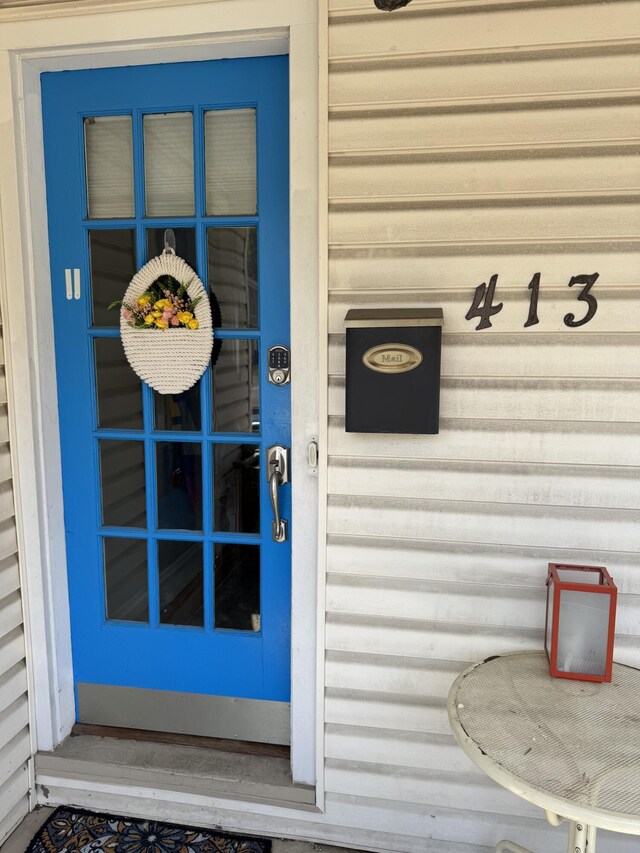 view of entrance to property