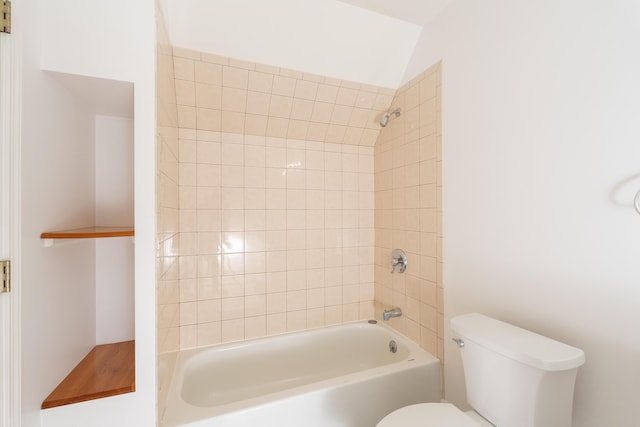 224 Wallace Ave, Covington, KY 41014 - bathroom with toilet and shower / washtub combination