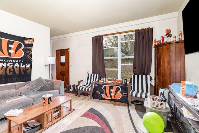 25 High St, Newport, KY 41071 - living room with wood finished floors
