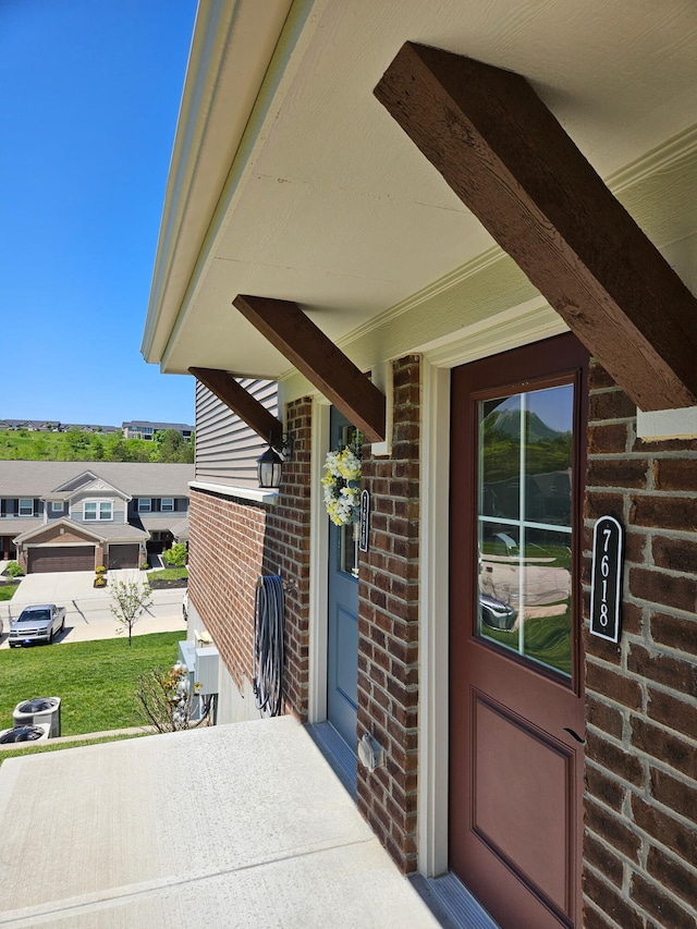 7618 Woodhaven Ct, Alexandria, KY 41001 - doorway to property featuring brick siding