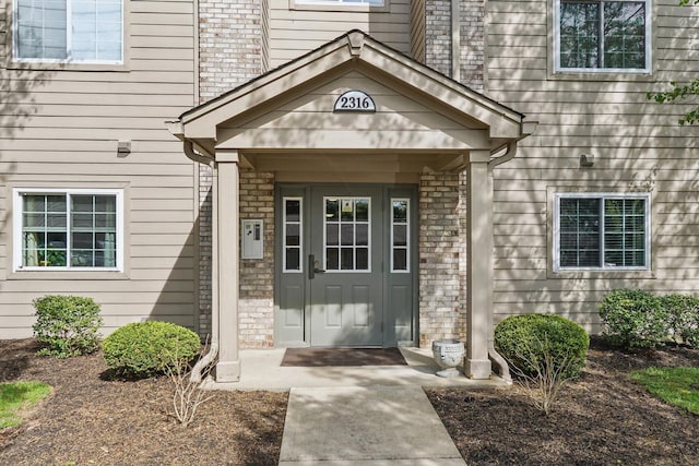 view of property entrance