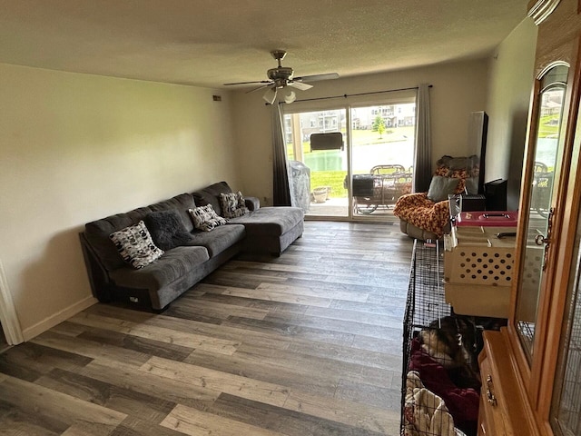 799 Slate Vw, Cold Spring, KY 41076 - living area featuring wood finished floors and ceiling fan