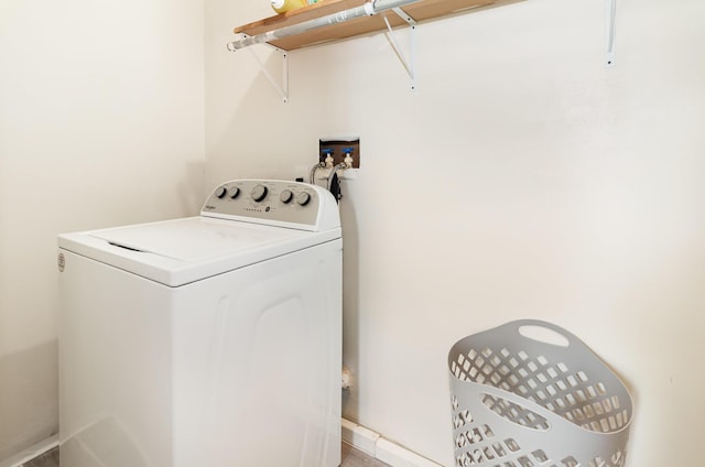 705 Bakewell St, Covington, KY 41011 - laundry room featuring baseboards and washer / clothes dryer