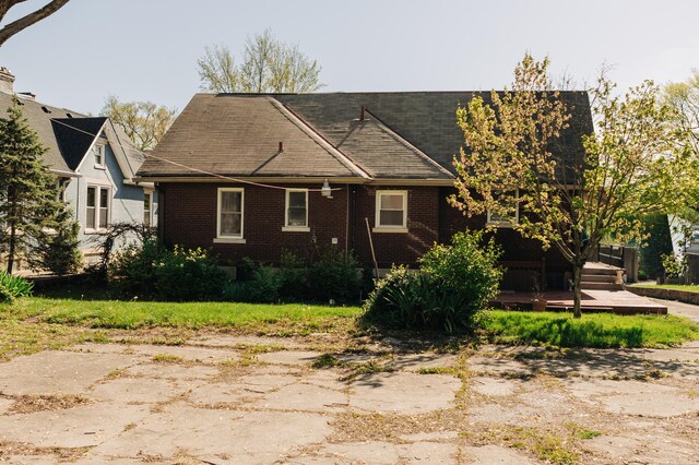 2225 Oakland Ave, Covington, KY 41015 - view of front of house featuring brick siding