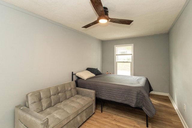 510 Fox St, Elsmere, KY 41018 - bedroom featuring light wood finished floors, crown molding, a ceiling fan, and baseboards