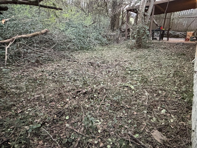 621 Edgecliff Rd, Covington, KY 41014 - view of yard with fence