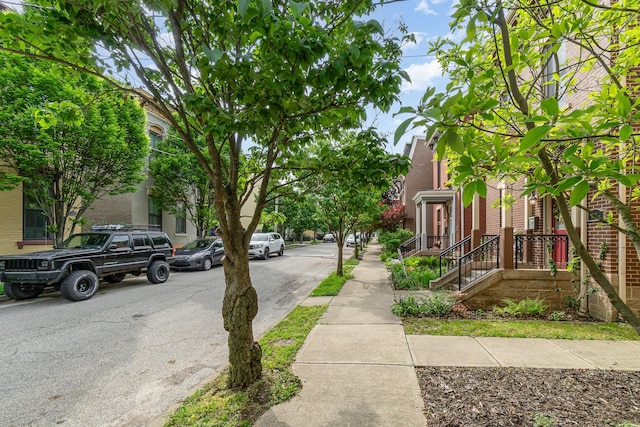 910 Hamlet St, Newport, KY 41071 - view of road featuring sidewalks