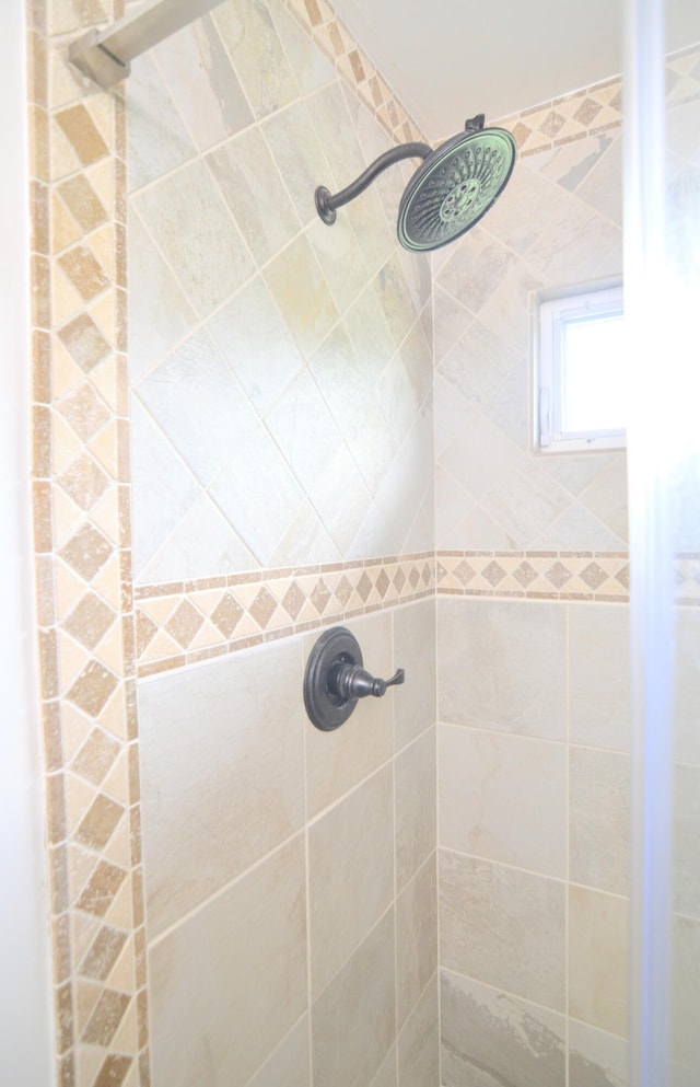 1376 Symbo Ln, Walton, KY 41094 - full bath with tiled shower