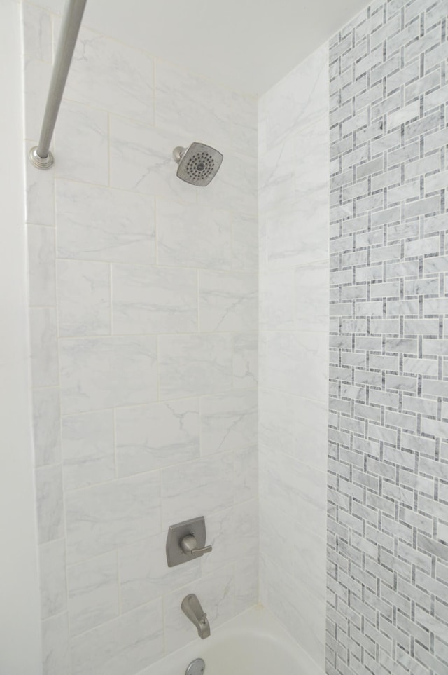 1376 Symbo Ln, Walton, KY 41094 - full bath with bathing tub / shower combination