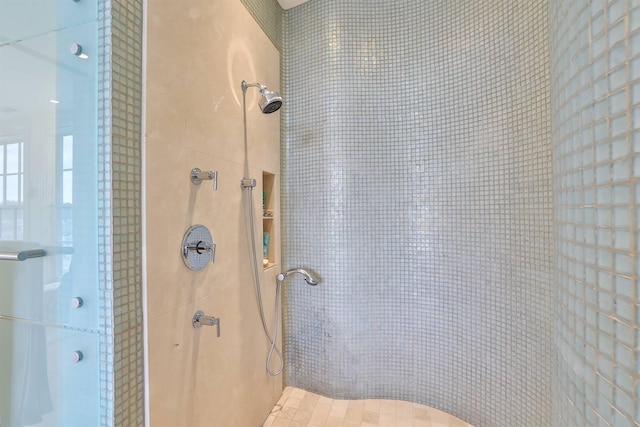 100 W Rivercenter Blvd Unit Ph3B, Covington, KY 41011