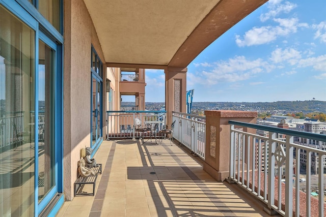 100 W Rivercenter Blvd Unit Ph3B, Covington, KY 41011