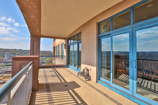 100 W Rivercenter Blvd Unit Ph3B, Covington, KY 41011